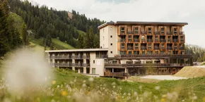 Hotel immerso nella natura sulle piste da sci della Sellaronda