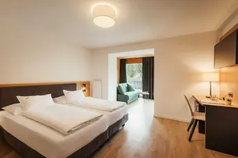 Alex Moling Hotel Boe 1