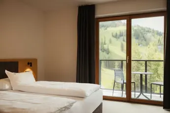 Alex Moling Hotel Boe 21