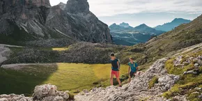 Hotel umgeben von Natur auf den Skipisten der Sellaronda