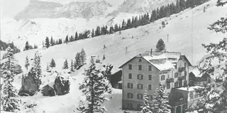 Foto storica 1930 passo campolongo hotel boe 02 copia